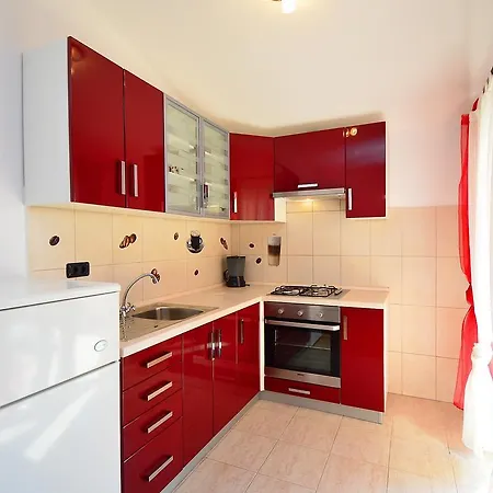 Sunce.2 * Rogoznica (Sibenik-Knin)